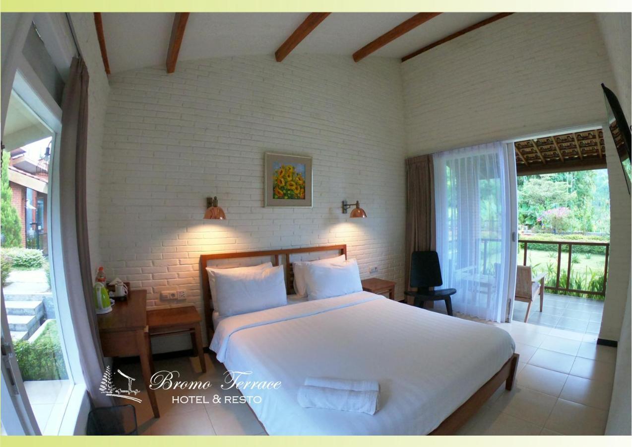 Bromo Terrace Hotel Extérieur photo